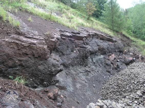 FOTO : Kracíkův lom (Doubravice) - melafyry, Kracíkův lom (Doubravice) - melafyry