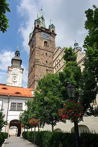 Černá věž (Klatovy) - otevírací doba, vstupné, info, foto, počasí