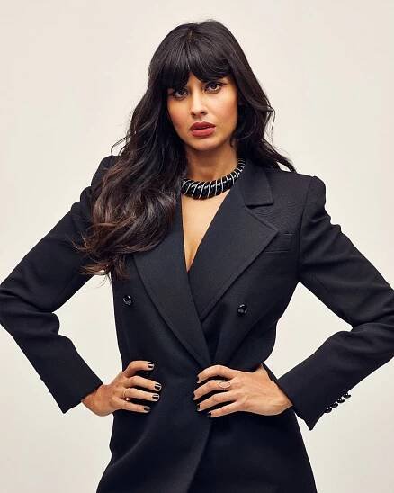Clothing, Outerwear, Black, Blazer, Suit, Jacket, Formal wear, Beauty, Fashion, Fashion model, 