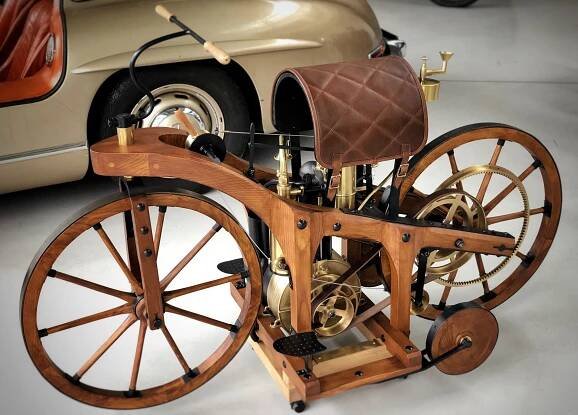 Daimler Reitwagen - Samohýl motor Veterán