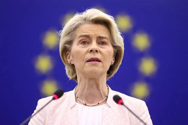 Ursula von der Leyen pri več državah skuša doseči zamenjavo kandidata za kandidatko. Foto: Reuters