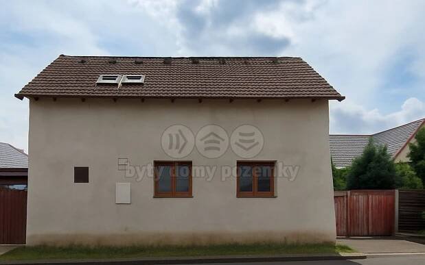 Prodej rodinný dům - 5. května, Žiželice, 90 m2