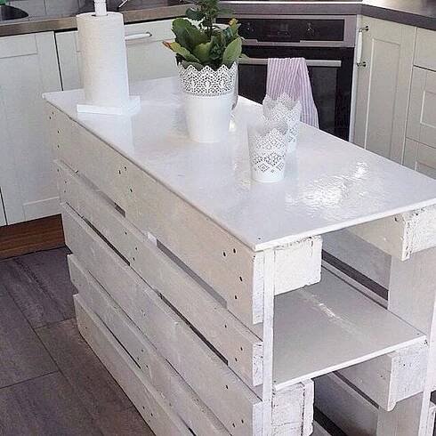 70 Stylish and Inspired Farmhouse Kitchen Island Ideas and Designs - Homevialand.com | Pallet kitchen, Diy furniture, Home diy