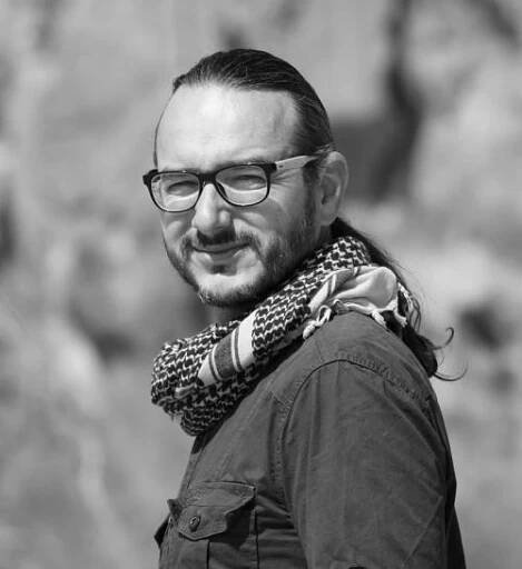 Kvůli drogám a alkoholu jsem v Praze ostražitější než v Tel Avivu, říká Jakub Szántó - Flowee