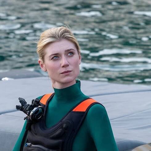 Elizabeth Debicki On What To Expect From Christopher Nolan’s ‘Tenet’