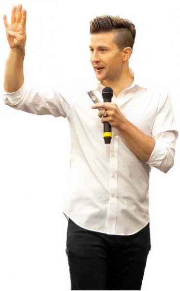 Picture of Tom Krieglstein speaking