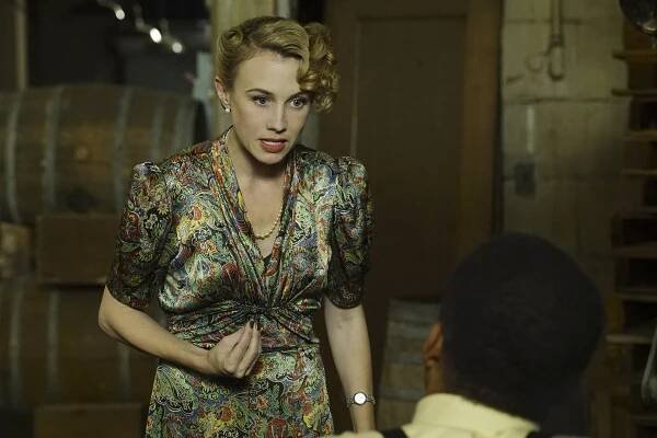 Agent Carter - The Edge of Mystery - Z filmu - Wynn Everett