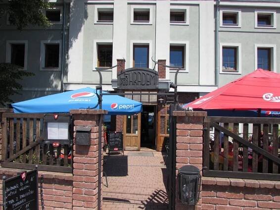 Fotografie - Týn nad Bečvou - penzion,restaurace Pod hradem - 05.06.2022