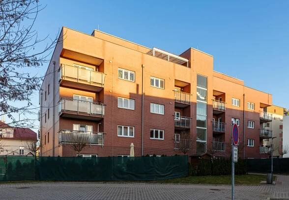 Prodej byty 2+kk, 57 m - Praha - Modřany