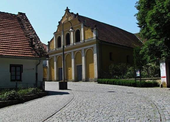Fotogalerie Historická budova - Panská míčovna v Opočně - č. 2005669 | Turistika.cz
