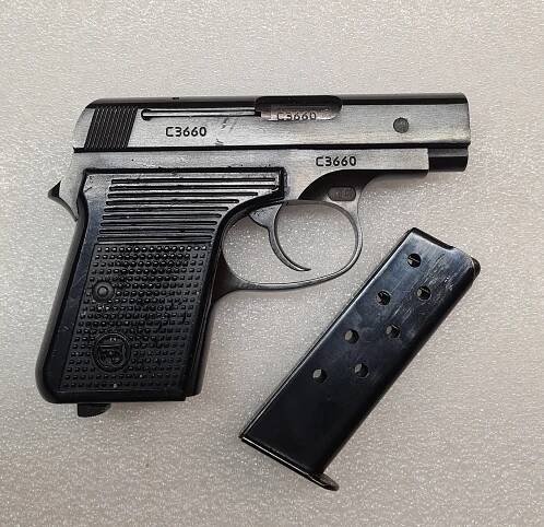 Samonabíjecí pistole CZ 92, ráže 6,35 Browning, CZUB – KOMISE