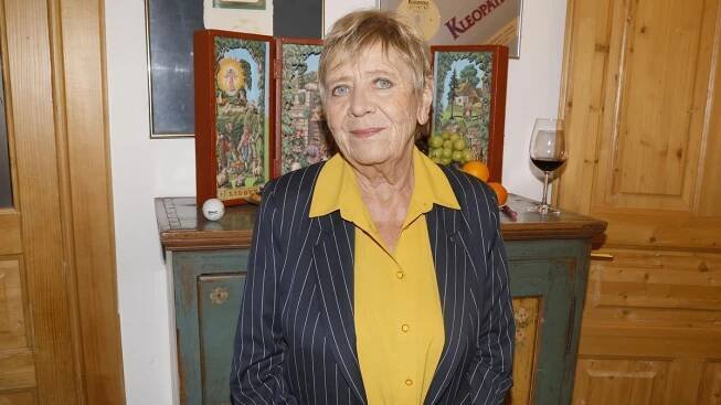 Syn herečky Obermaierové je invalidní důchodce. Máma nakupuje nemovitosti. Chce syna zabezpečit