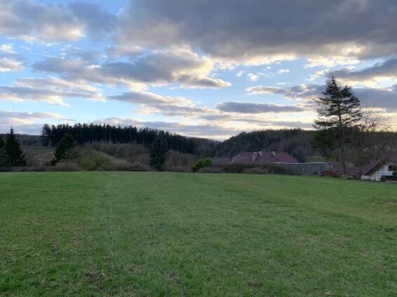 Prodej pozemku 1.281 m², Střemošice, Pardubický kraj
