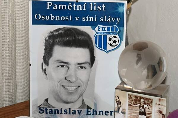 Odešla ikona severočeského sportu, fotbalová legenda Army Ústí Stanislav Ehnert