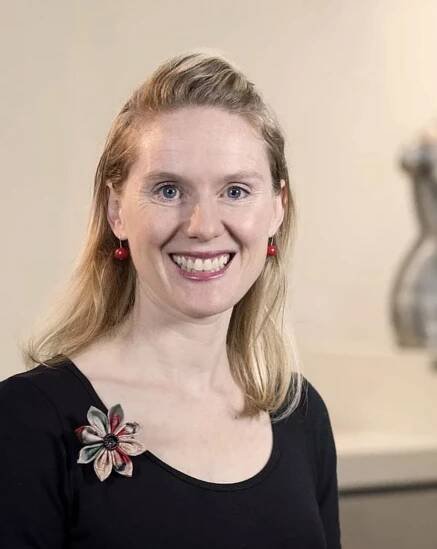 Elizabeth Howard: Women's Health & Myofascial CPD presenter