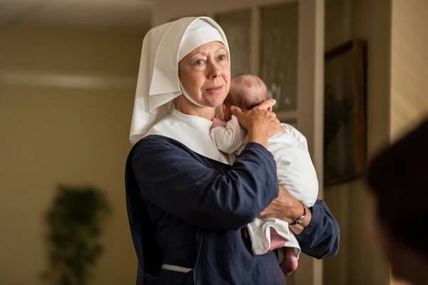 Zavolejte porodní sestřičky - Epizoda 6 - Z filmu - Jenny Agutter