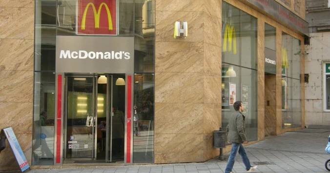Více peněz z nájemného. McDonald's končí po více než 20 letech výhodná smlouva s Brnem