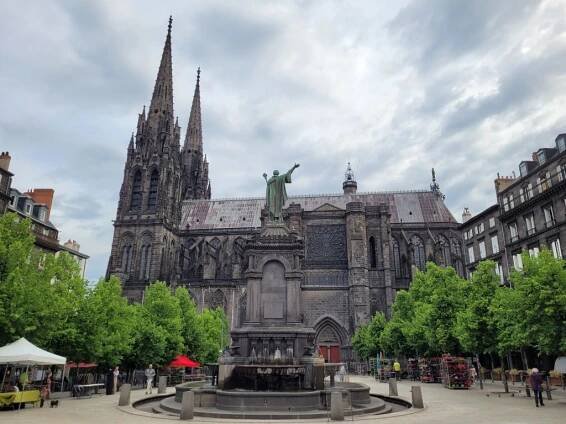 Clermont Ferrand1 web