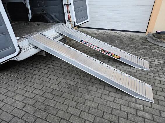 Hliníkové nájezdy 2,5 m Nosnost až 2950 kg