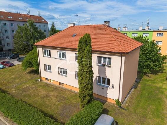 Prodej bytu 3+1, 1/4 domu v osobním vlastnictví v Kostelci nad Labem | Reality.iDNES.cz 