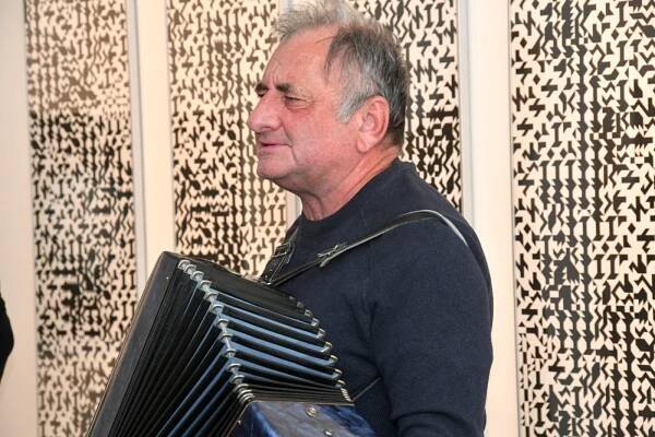 David Matásek pokřtil kalendáře Krajiny Českého středohoří v okolí Loun