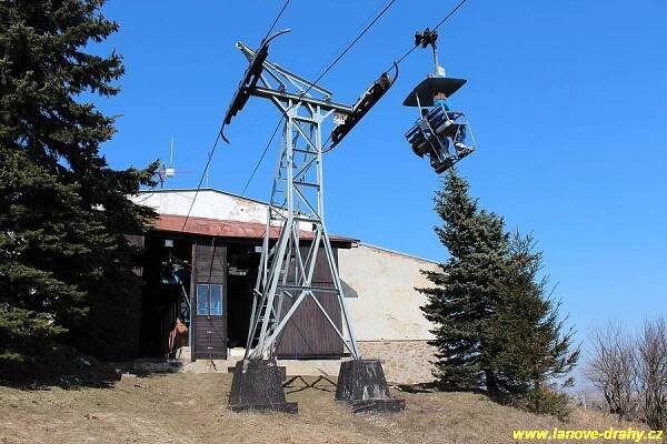 Sedačková lanovka Krupka - Komáří Vížka
