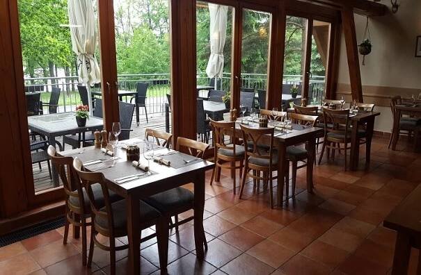 Restaurace Lovecká Chata | Hluboká nad Vltavou