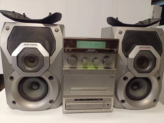 Panasonic SA-PM15, CD,rádio, mgf, věž + bedny