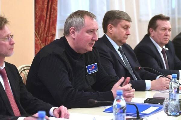 „Pokusím se zůstat naživu.“ Muskovi vyhrožují Rusové kvůli Ukrajině. Miliardář odpovídá vtipy
