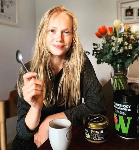 Dominika Morávková – POWERLOGY