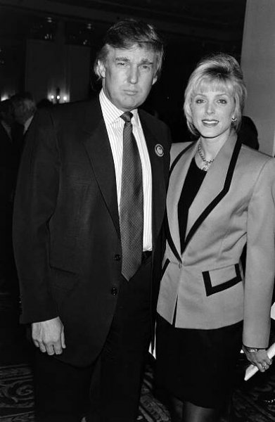 Donald J. Trump and Marla Maples attend New York Landmarks Preservation Foundation Luncheon for Philip Johnson  at the Plaza Hotel in New York City on October 20, 1994. (Photo by John Aquino/WWD via Getty Images)