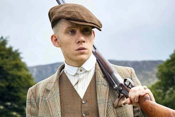 Joe Cole and John Shelby in 'Peaky Blinders'
