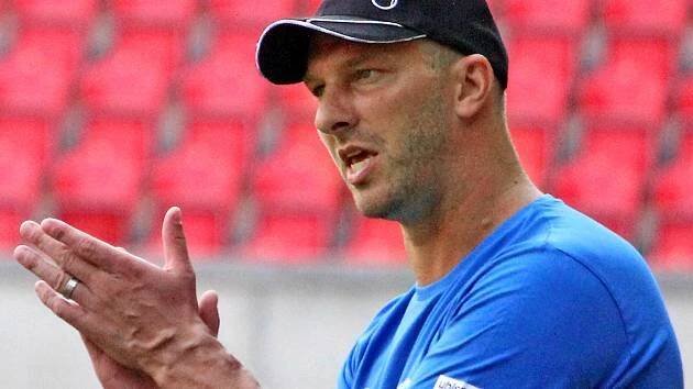 Trenérská rošáda v Benešově. Boeva střídá Mikolanda