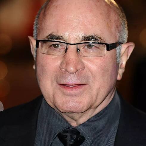 Much-loved British actor Bob Hoskins dies age 71