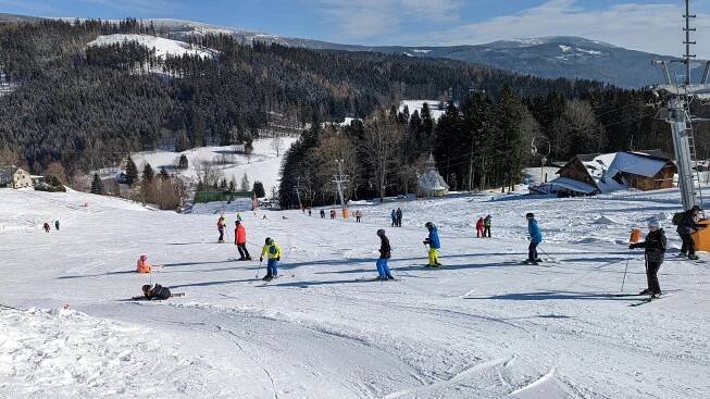 Skiareál Strážné (Skiareál - sjezdovky mimo provoz) • Mapy.com