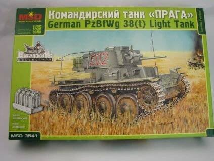 Praga lehký velitelský tank German PzBfWg 38t stavebnice 1:35 MSD