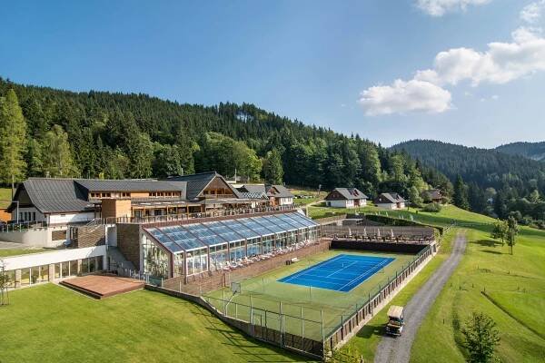 Hotely Resortu Valachy ve Velkých Karlovicích