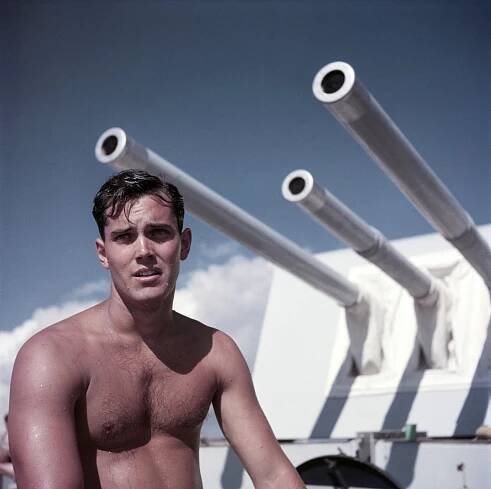 Robert CapaArt Blart _ art and cultural memory archive