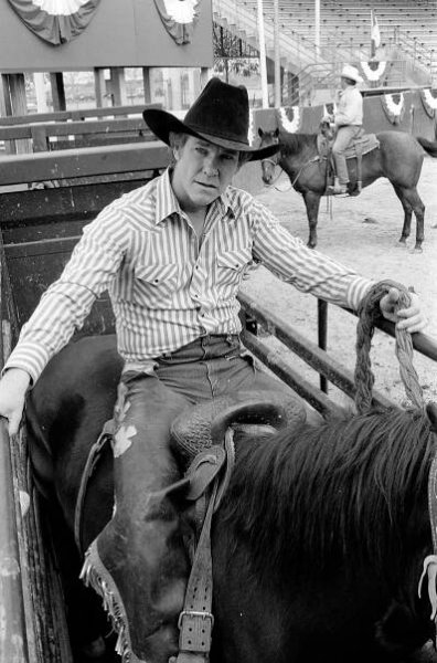 Larry Wilcox in To je vražda, napsala (1984)
