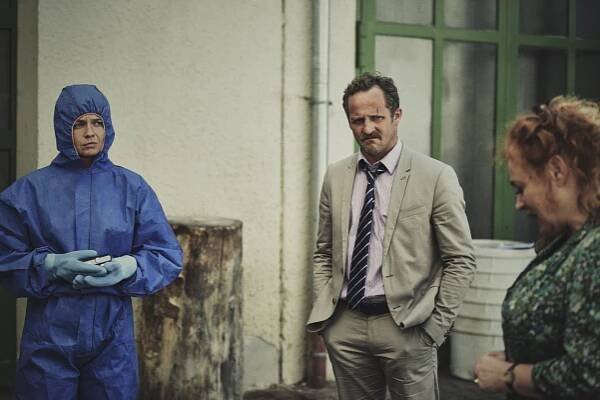 Vítejte v Hindafingu - Schwarze Kassen (S01E02) (2017)