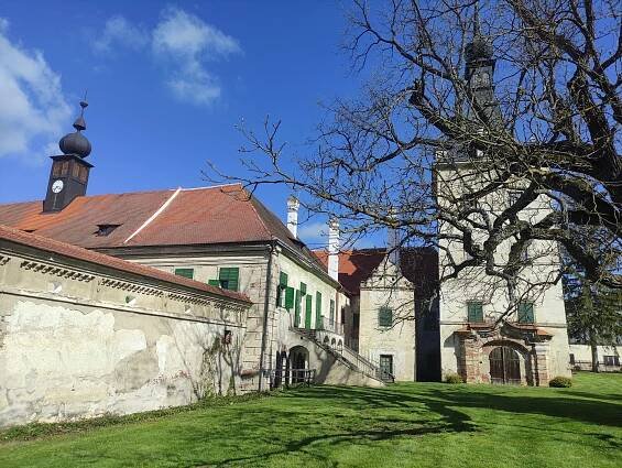 Nová prohlídková trasa na zámku Uherčice je otevřena - Zámek Uherčice