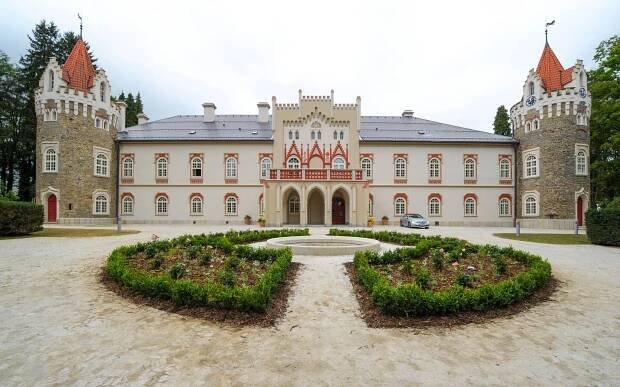 Vysočina: Pobyt v unikátním zámečku Chateau Herálec ***** Boutique Hotel & Spa s luxusním wellness a snídaní