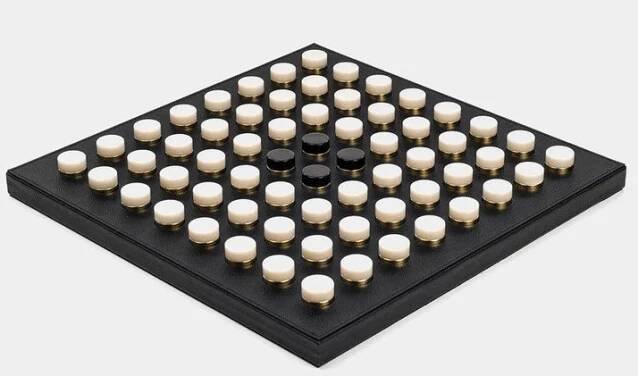 Pinetti Luxusní desková hra Reversi v koženém provedení
