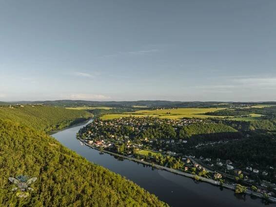 Photos - Letecký záběr na obec Měchenice - 06.06.2024