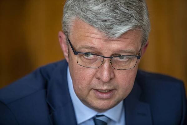 Opozice navrhla úpravy konsolidačního balíčku. Ministerstva je ale odmítla