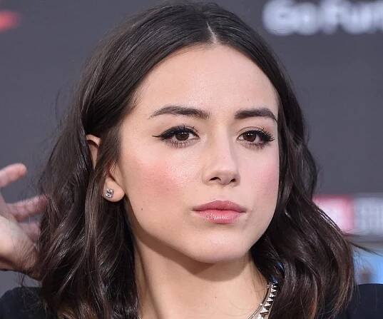 Chloe Bennet Biography - Facts, Childhood, Family Life & Achievements