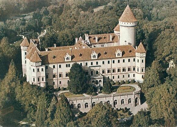 KONOPIŠTĚ - zámek - pohled z letadla - Benešov - Pohlednice místopis