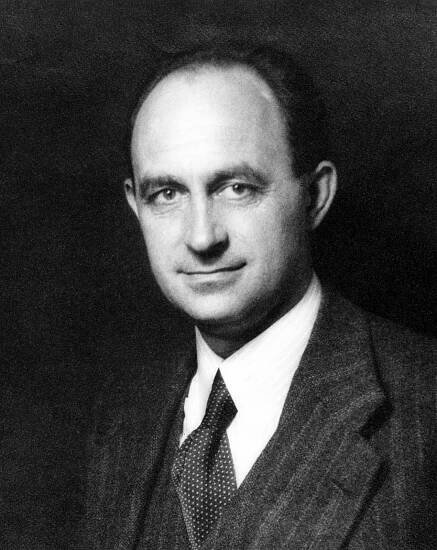 Enrico Fermi: *29.9.1901 – †28.11.1954, americký fyzik