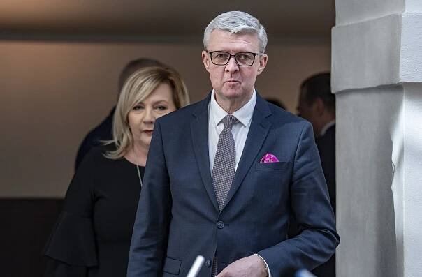 Politik ANO se zbraní ve Sněmovně mlčí. Jestli nerezignuje, vyloučíme ho, řekl Havlíček