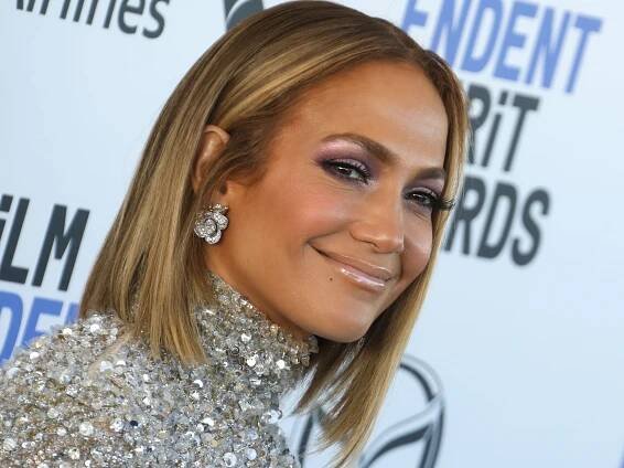 Jennifer Lopez Makes Big Jlo Beauty Announcement in Perfect Curtain Bangs — See Video